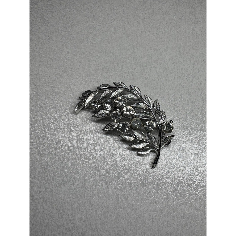 Vintage Leaf‎ Brooch With Stone Silver Tone Pin